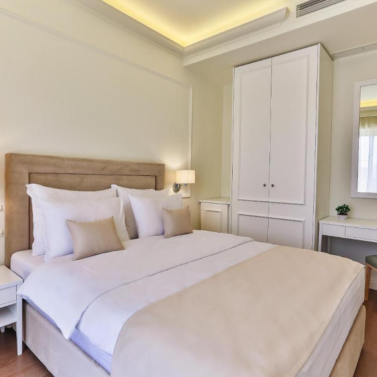 Hotel EDEN - Dvokrevetna Soba sa Bračnim Krevetom i Terasom - 10