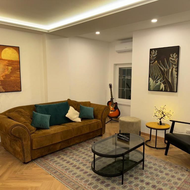 Romero Velvet Nights - One-Bedroom Apartment - 2