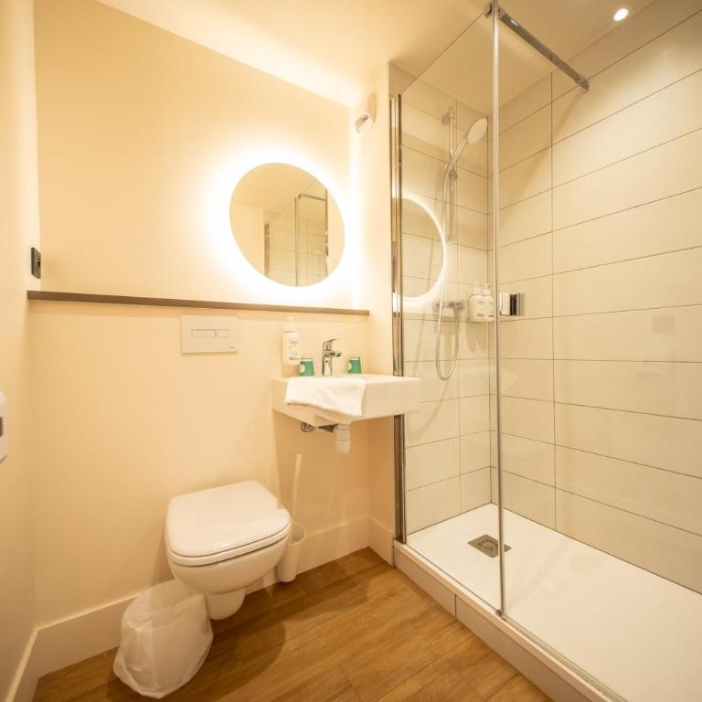 Premiere Classe Annecy Cran-Gevrier RÉNOVÉ EN 2025 - Chambre Double - 3