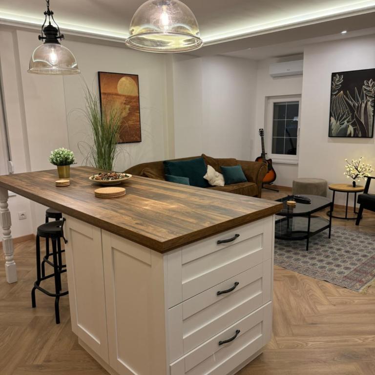 Romero Velvet Nights - One-Bedroom Apartment - 23