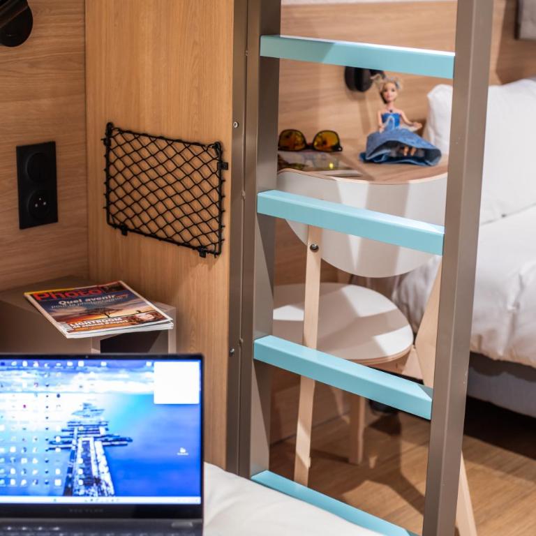 Premiere Classe Annecy Cran-Gevrier RÉNOVÉ EN 2025 - Chambre Double - 9