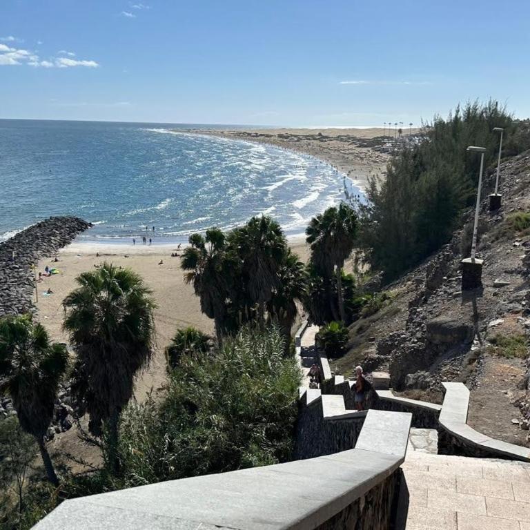 Apartamentos Danubio, Modernes Apartment mit Poolblick und seitlichem Meerblick, Wohnzimmer und 1 Schlafzimmer, 4 Etage, im Herzen von Playa del Inglés, Gran Canaria - One-Bedroom Apartment with Balcony and Sea View - 23