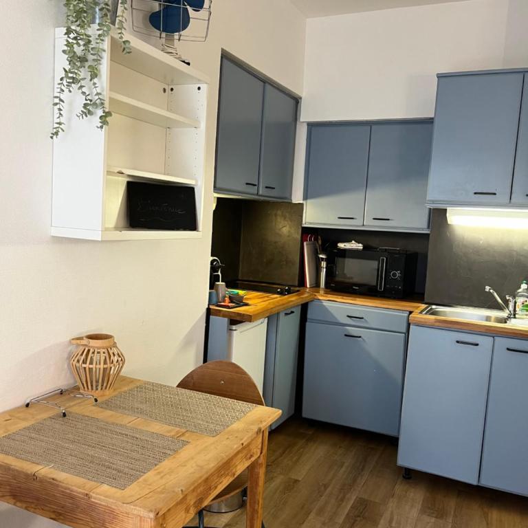 Studio indépdt centre ville 300m du lac d’Annecy - Appartement 1 Chambre - 7