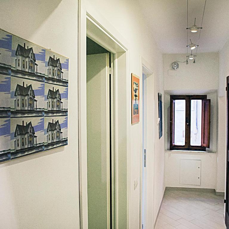 Cozy Apartment in the heart of Siena - Two-Bedroom Apartment - 16