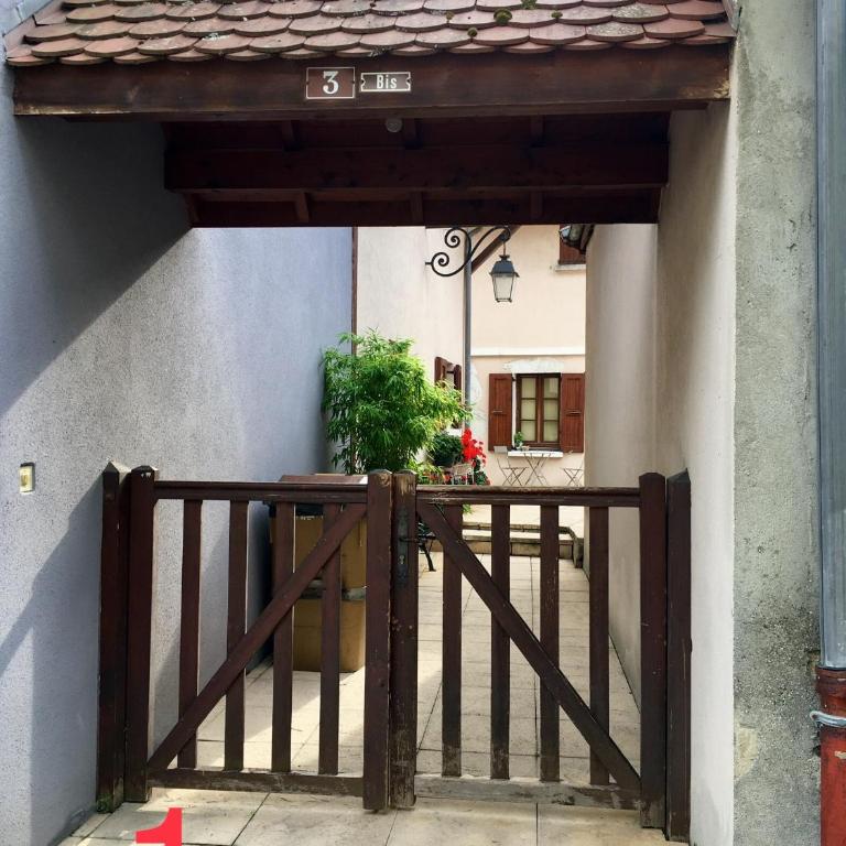 Studio indépdt centre ville 300m du lac d’Annecy - Appartement 1 Chambre - 23