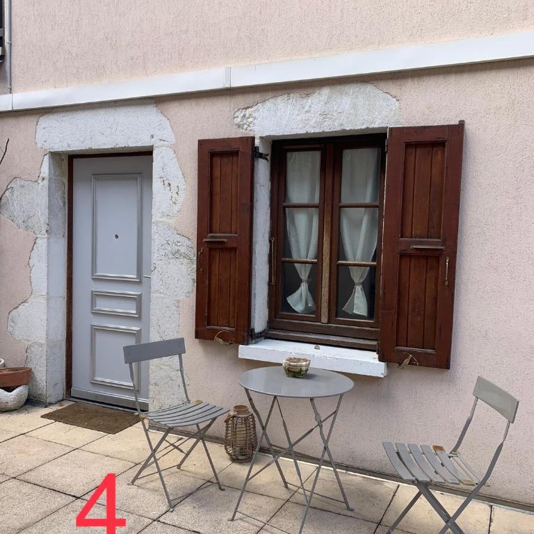 Studio indépdt centre ville 300m du lac d’Annecy - Appartement 1 Chambre - 25