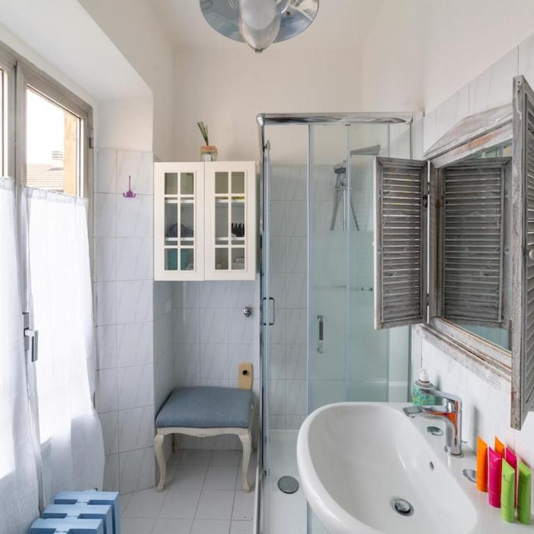 Milan City Center Romantic Suite with Terrace - Monolocale - 11