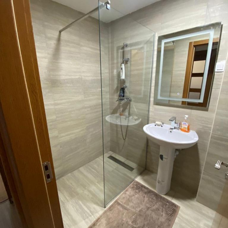Comfort Apartment - One-Bedroom Apartment - 11