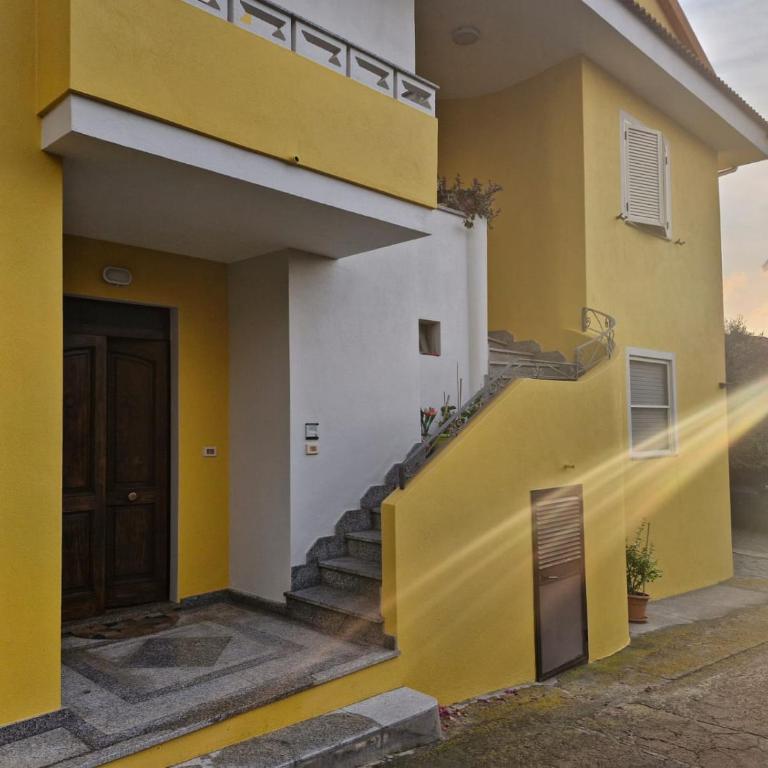 A Domo Mia - Appartamento con Veranda e Giardino - 41