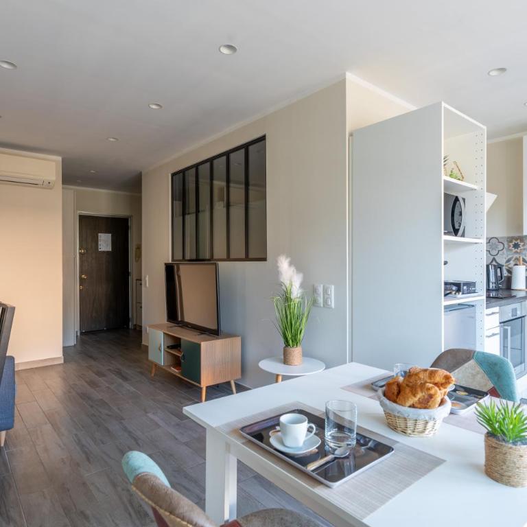 Magnifique 2 pièces au cœur de Menton, plages, commerces et proximité Gares - Appartement 1 Chambre - 2