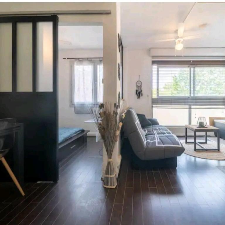 La capitainerie - Two-Bedroom Apartment - 8