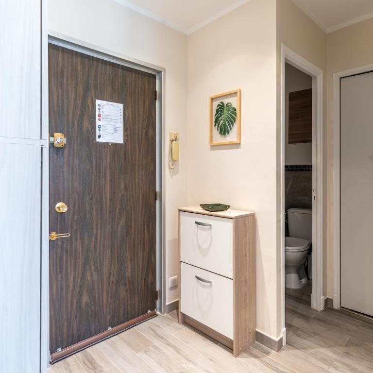 Magnifique 2 pièces au cœur de Menton, plages, commerces et proximité Gares - Appartement 1 Chambre - 30