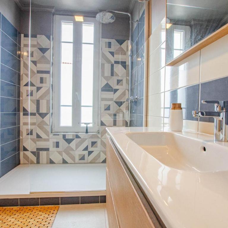 L'Art Déco - Appartement 1 Chambre avec Balcon - 5