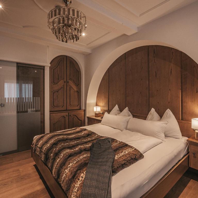 Hotel VICTORIA - adults only bar & breakfast - Deluxe Apartment - 8
