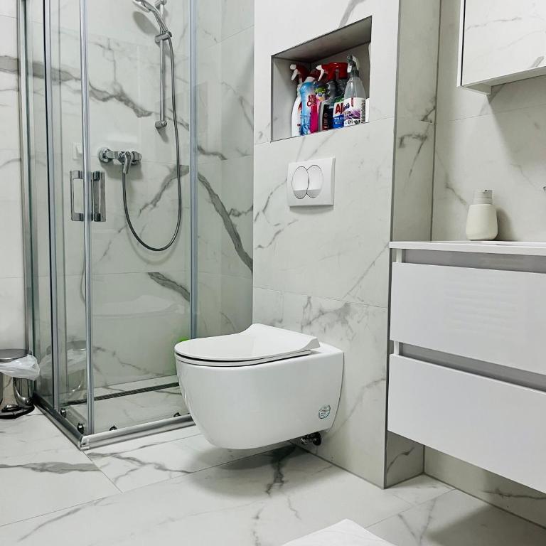 LookView apartment - One-Bedroom Apartment - 11