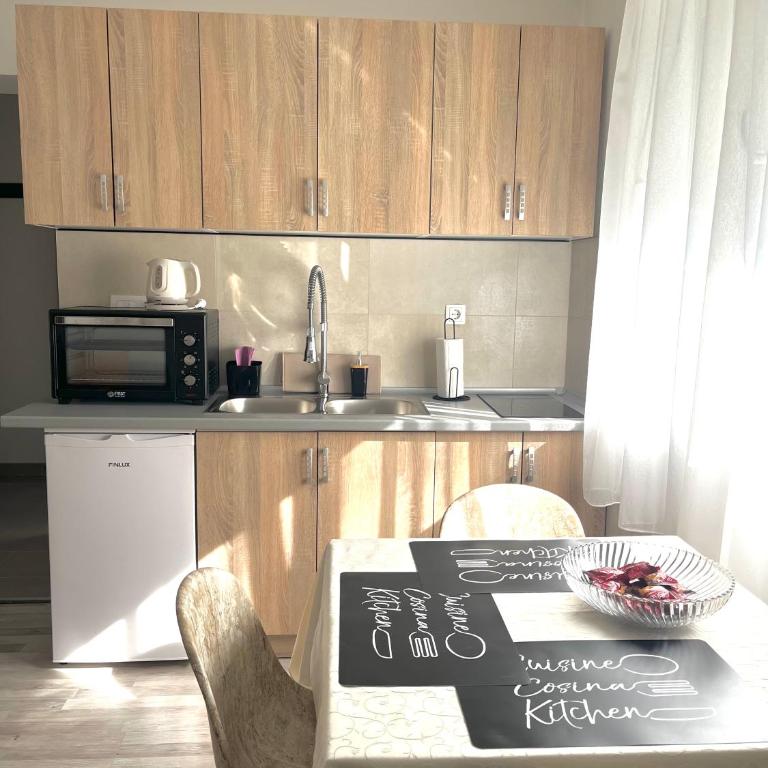 Apartment VacationVibes2 Mostar - One-Bedroom Apartment - 1