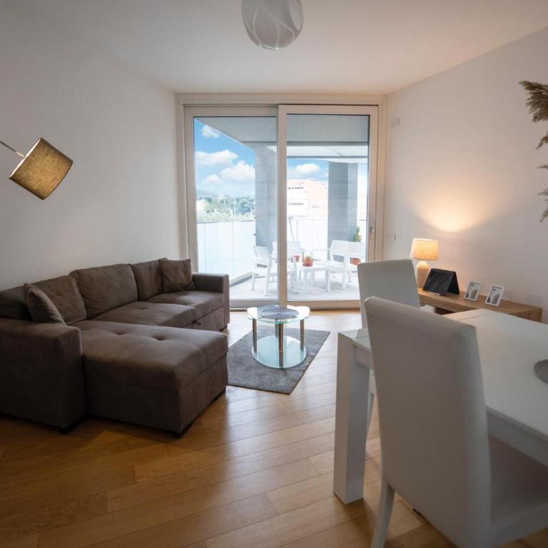 Happy Holiday Marina - Appartamento con 1 Camera da Letto - 1