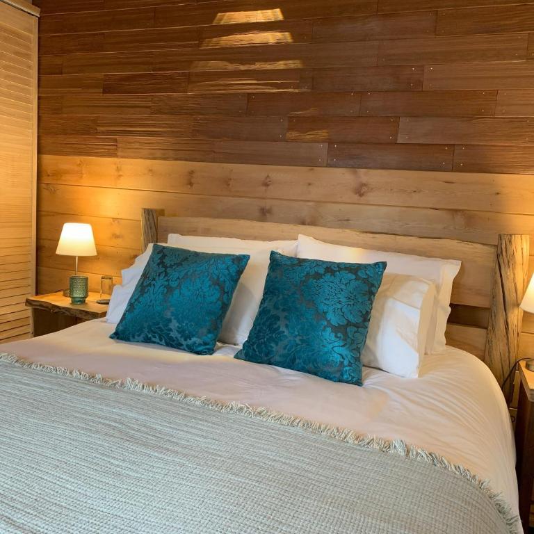 Lodge Cumbres de Chiloe - Deluxe Double Room with Sea View - 2