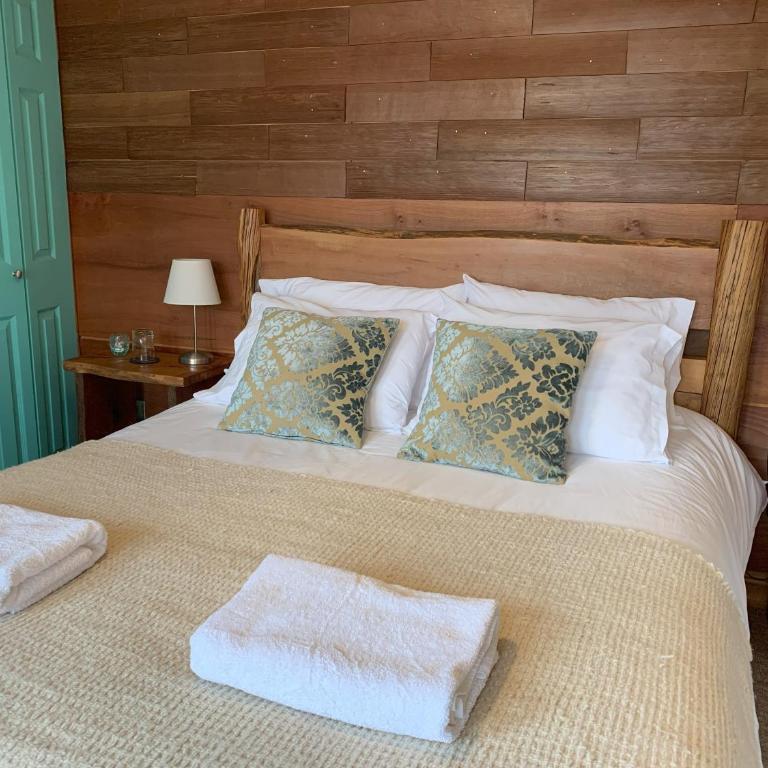 Lodge Cumbres de Chiloe - Deluxe Double Room with Sea View - 1