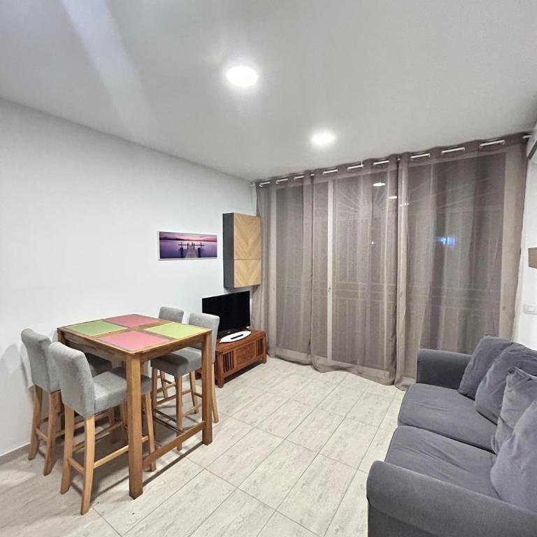 Parque Santiago II, Holiday apartment with separate entrance - Apartamento de 1 dormitorio - 10