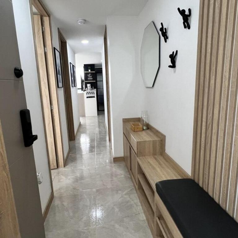 Apto Moderno,Tranquilo, Avenida las Vegas, cerca al Metro, a 20 min de Provenza - Apartamento de 2 dormitorios con vistas a la ciudad - 4
