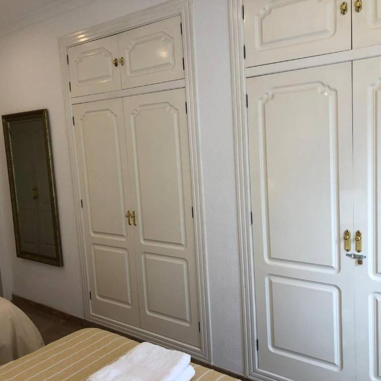 REGIDOR Cartagena - Habitación Doble con aseo compartido - 1