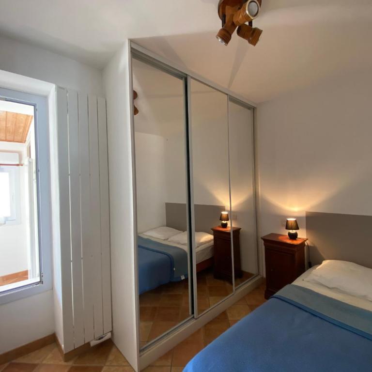 Maison rénovée, proche plage et commerces, parking, jardin privé - FR-1-22-221 - Holiday Home (2 adults) - 7