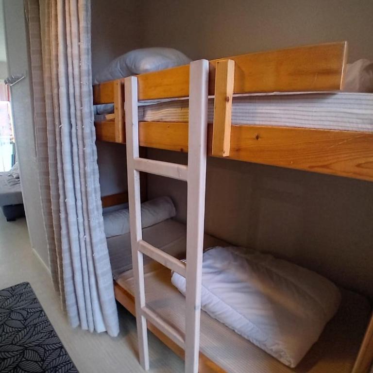 Studio avec terrasse et parking à deux pas des plages - FR-1-239-563 - Appartement 1 Chambre - 10