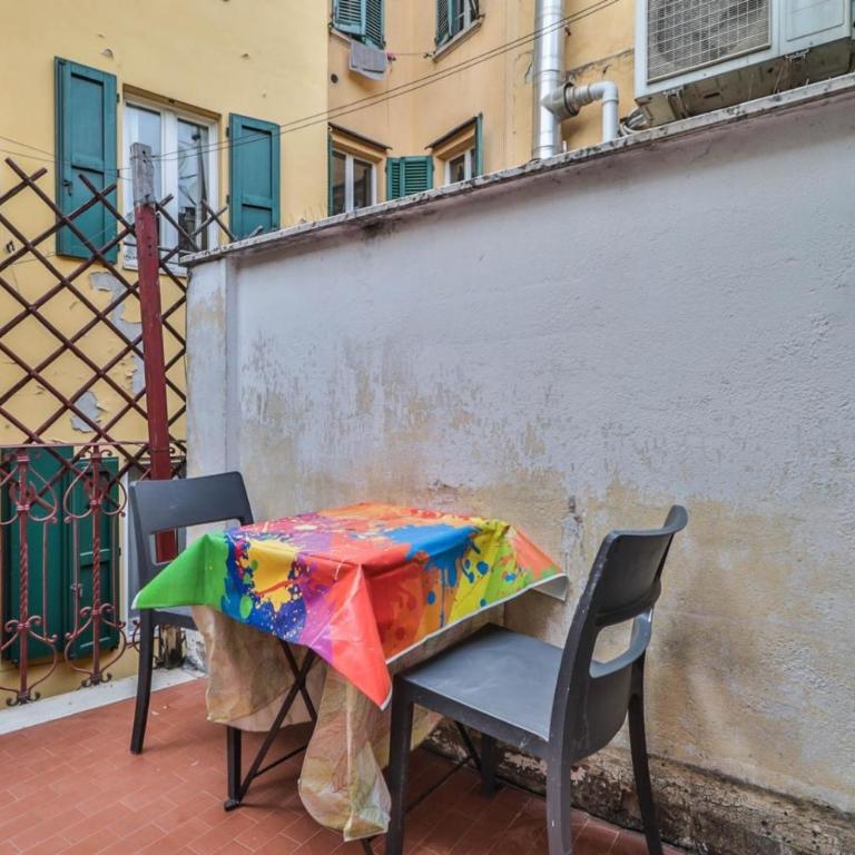 AFFITTACAMERE VERDI - Nel Centro di Bologna - Camera Doppia con Letti Singoli con Bagno Privato - 1