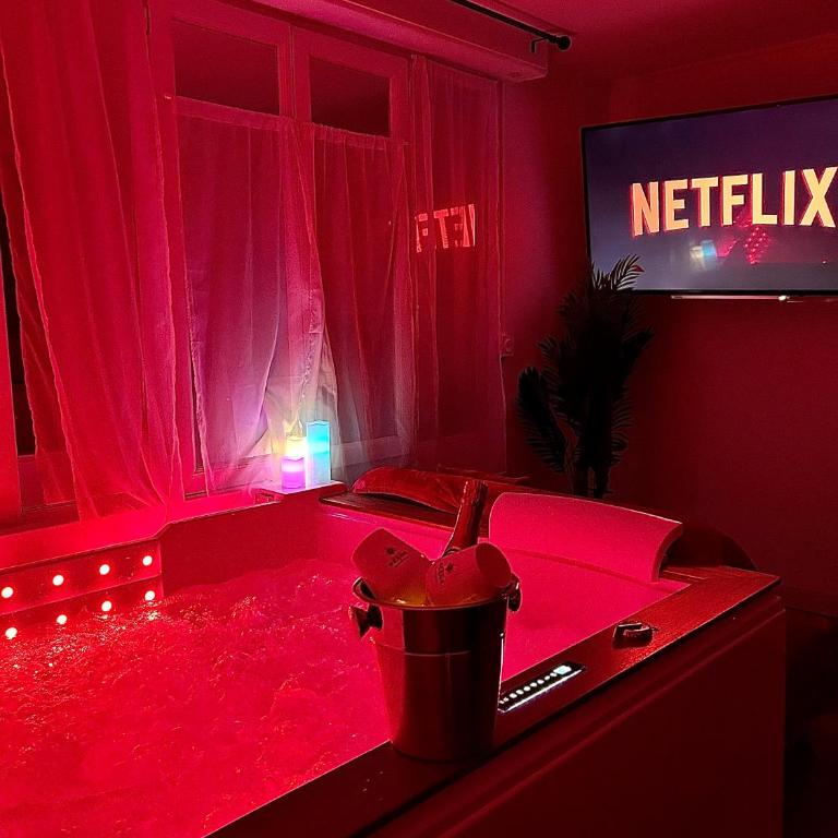 Romantic Room - Jaccuzi Privé -Appartement Cannes - Appartement 1 Chambre - 1