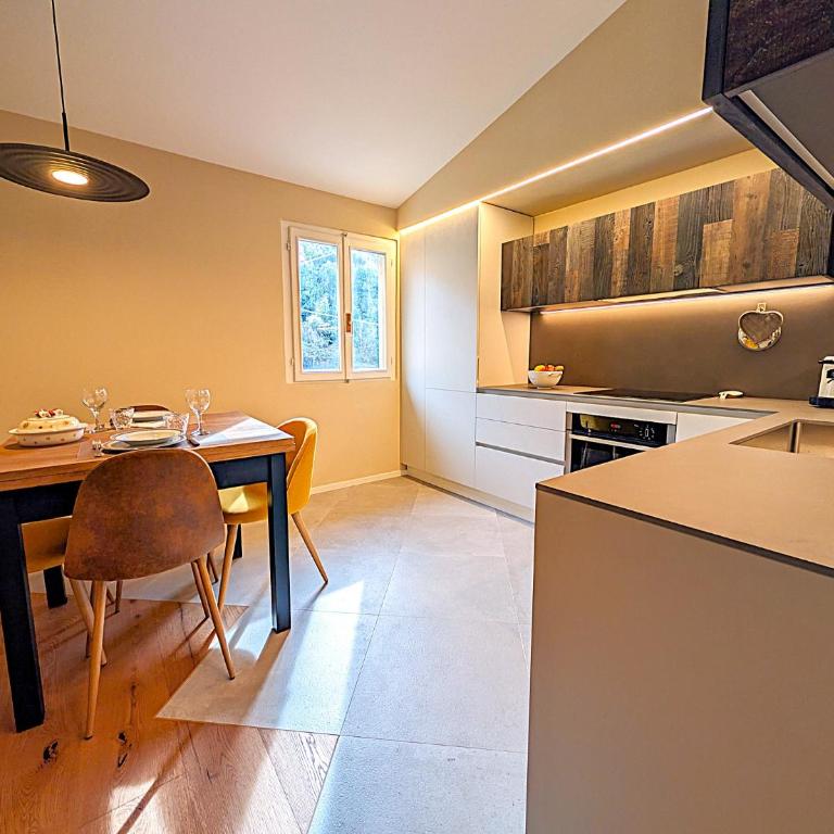 Casa Fontebranda - Three-Bedroom Superior Apartment - 15