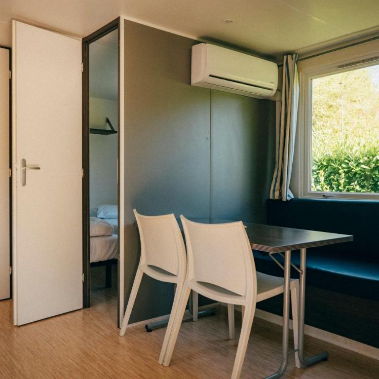 Camping intercommunal de Beaurepaire - Mobile Home - 2
