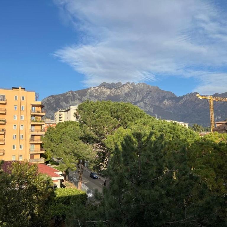 Casa vacanze Attico sul lago di Lecco, a due passi dal centro con posto auto - Appartamento con 1 Camera da Letto - 9