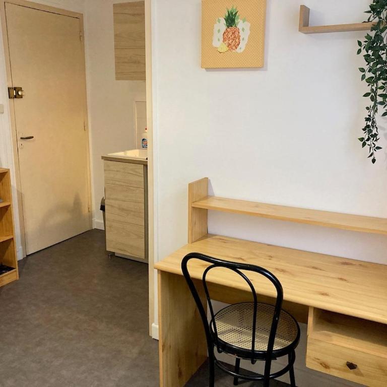 Studio 12, Dijon, near train station - Apartamento de 1 dormitorio - 8
