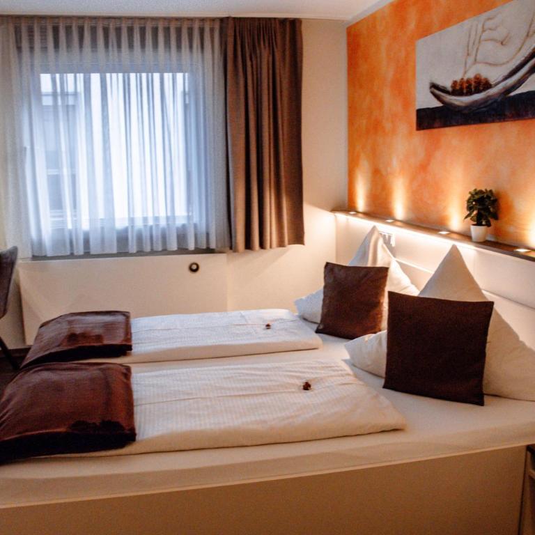Hotel Central eGbR - Doppelzimmer - 3