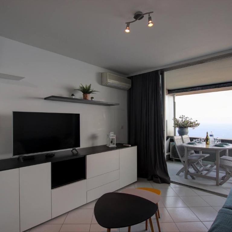 Costa Plana 135 - Apartamento con vistas - 53