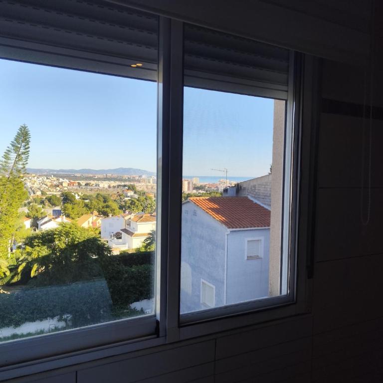 Home with view and swimming pool - Villa - 23