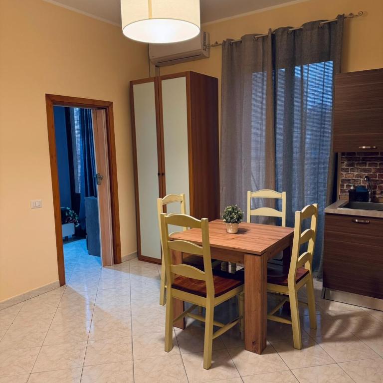 Caronda Etnea House - Appartamento con 2 Camere da Letto e Balcone - 9