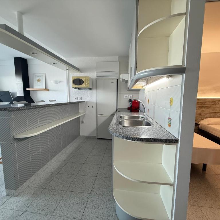 Agi Pi Sunyer Apartments - Apartamento con vistas al mar - 10