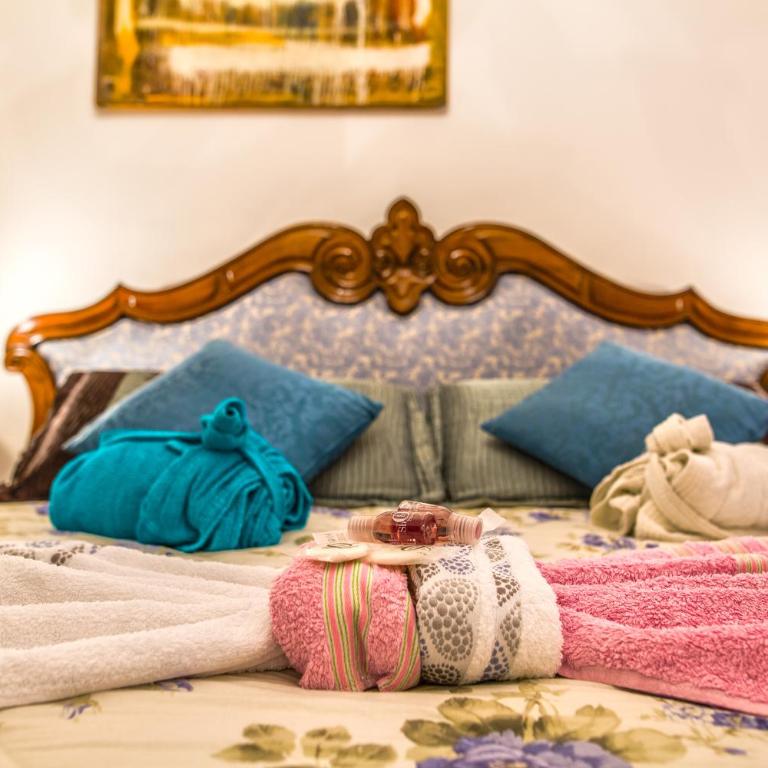 Art&Coffee - Classic Double Room with Private External Bathroom - 2
