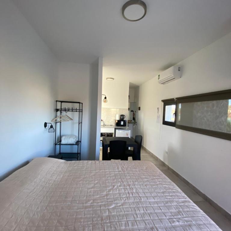 sueño del chocon - One-Bedroom House - 7