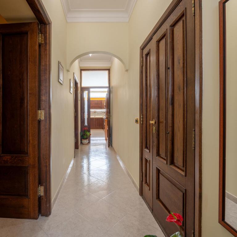 Casa Preziosa - Appartamento con 2 Camere da Letto - 53