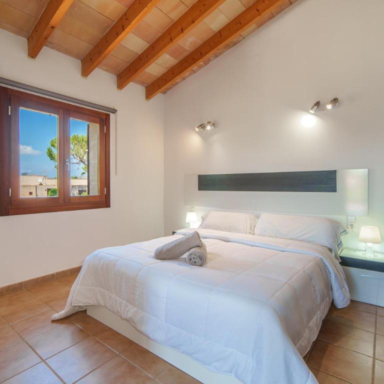 Villa Can Mosca, garden and swimming pool close to beach - Villa de 3 dormitorios - 34