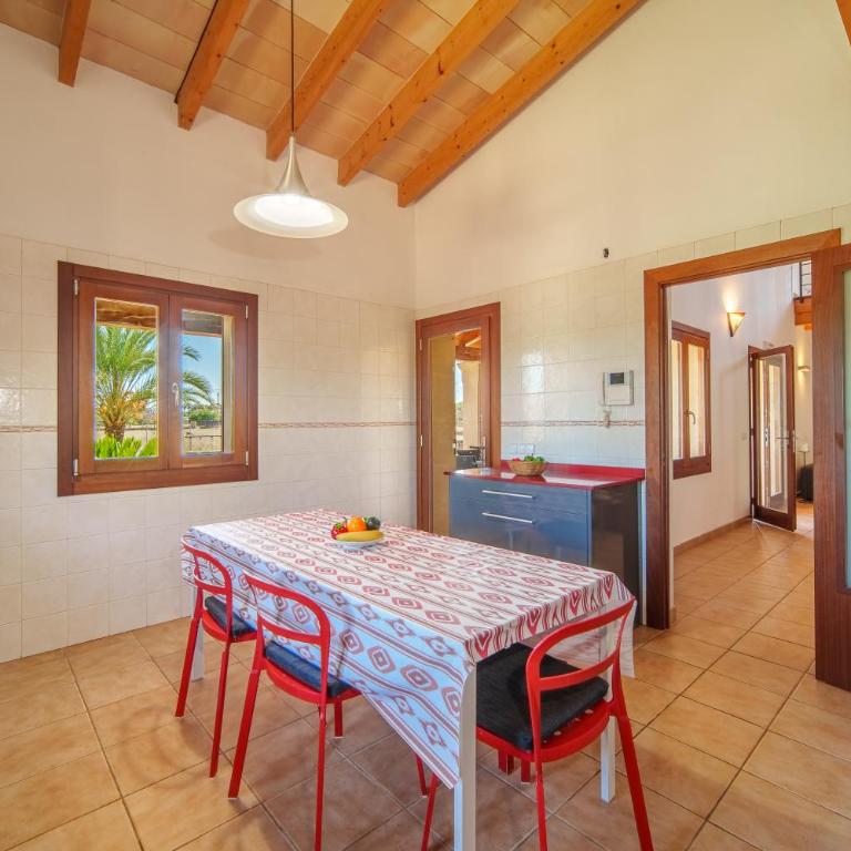 Villa Can Mosca, garden and swimming pool close to beach - Villa de 3 dormitorios - 20