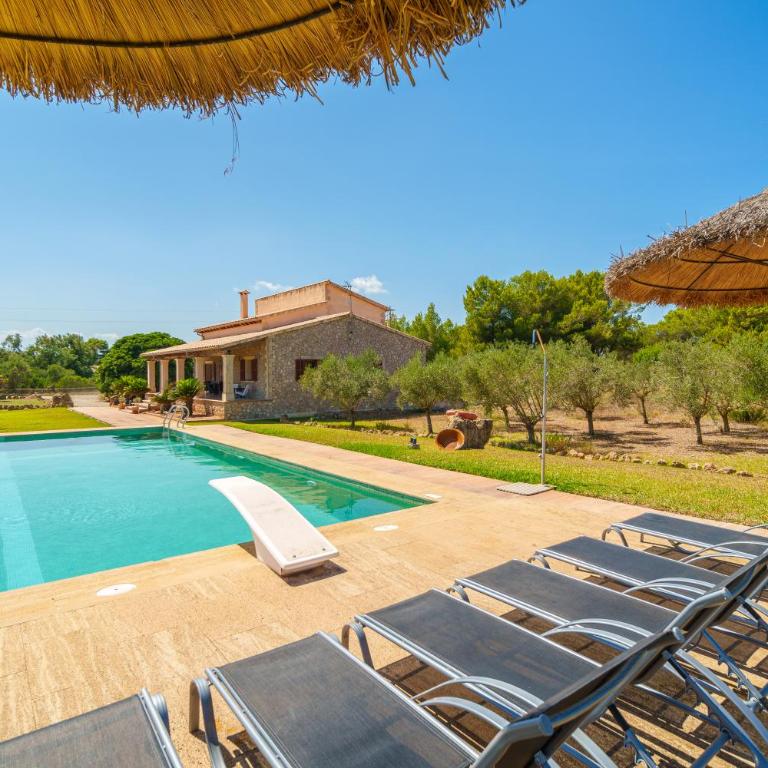 Villa Can Mosca, garden and swimming pool close to beach - Villa de 3 dormitorios - 48