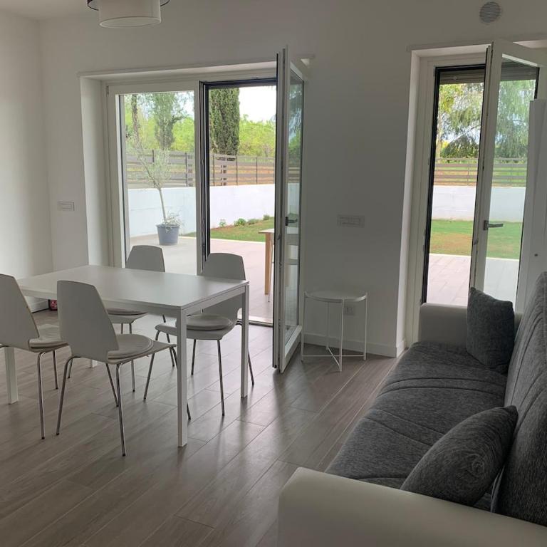 Roberta and Luca cozy apartment with garden, terrace and pool - Apartment mit 1 Schlafzimmer - 7
