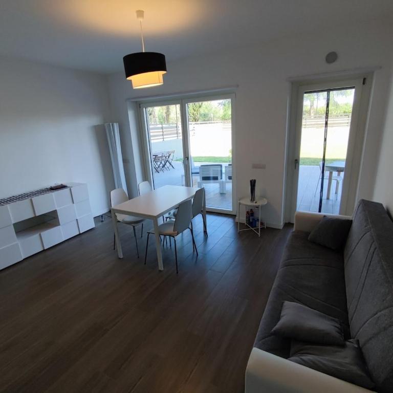 Roberta and Luca cozy apartment with garden, terrace and pool - Apartment mit 1 Schlafzimmer - 4