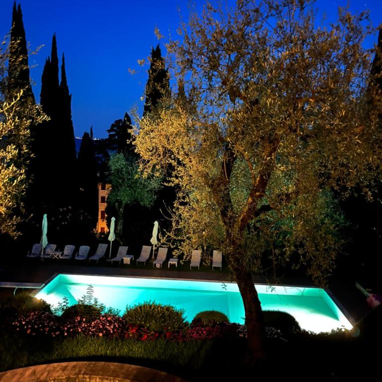 Villa Vibe Luce, beautiful period villa with private pool and lake view - Villa - 15