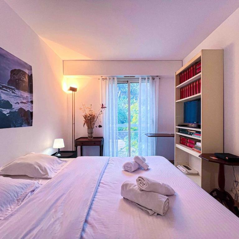 Terrasse Vue Mer - A quelques minutes de Cannes - Two-Bedroom Apartment - 9