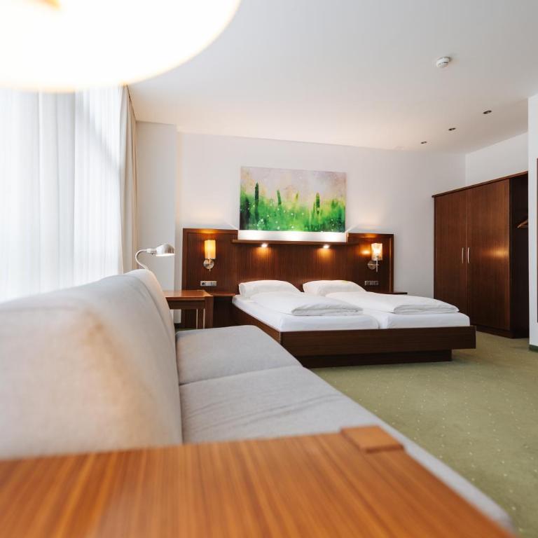 Hotel City - Superior Doppelzimmer - 5
